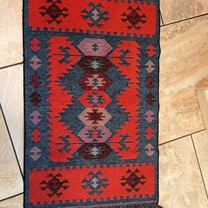 Western accent rug